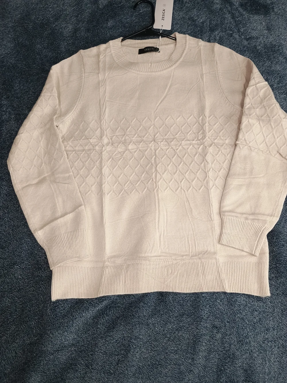 Zesica Cream Textured Crewneck Sweater